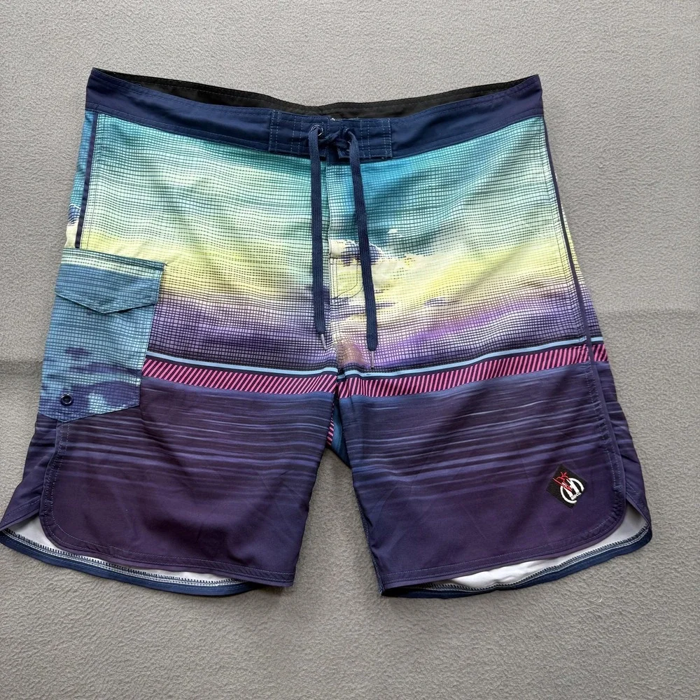 Hurricane & Co Board Shorts Mens 42 Blue Geometric Swim Trunks Pocket Beach.